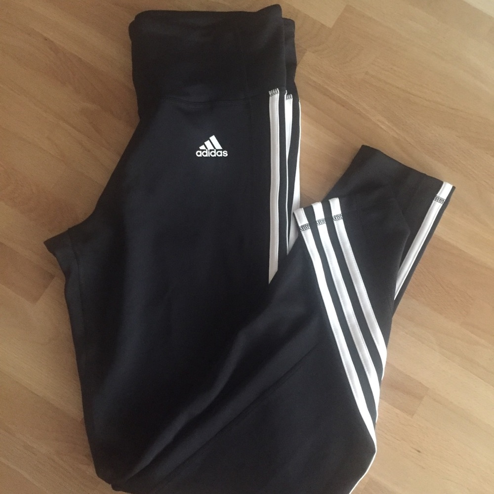 Athletic leggings
